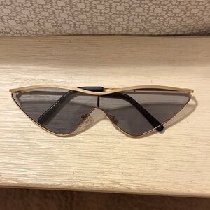 🧙‍♀️ Triangle Gold Framed Glasses 🧙‍♀️